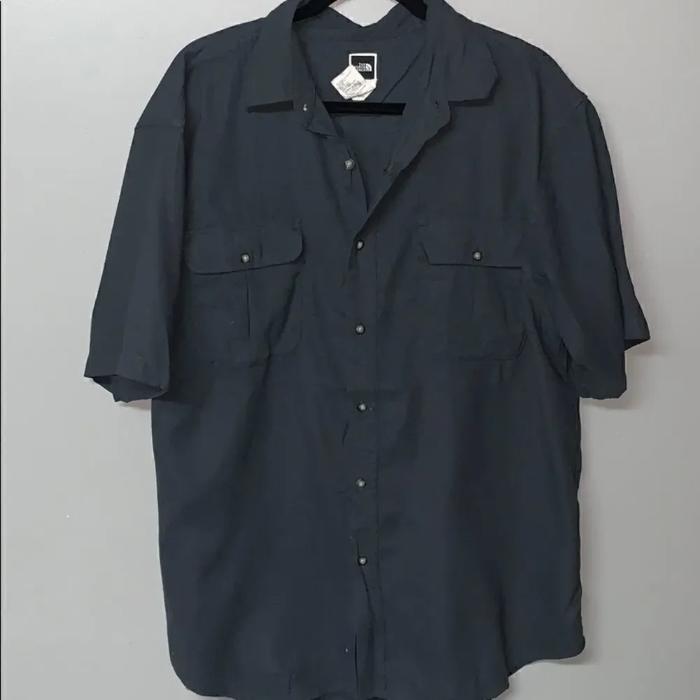 GUC MEN’S THE NORTH FACE SHORT SLEEVED SHIRT